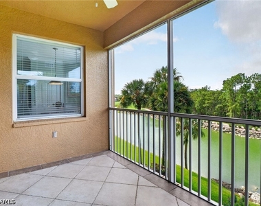 3820 Sawgrass Way - Photo Thumbnail 14