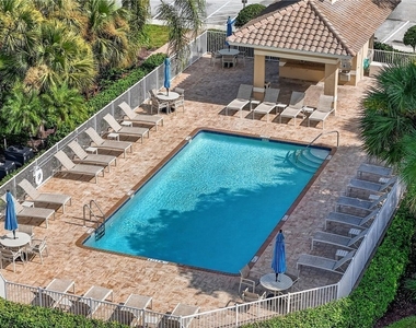 3820 Sawgrass Way - Photo Thumbnail 23