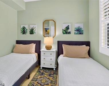 3820 Sawgrass Way - Photo Thumbnail 21