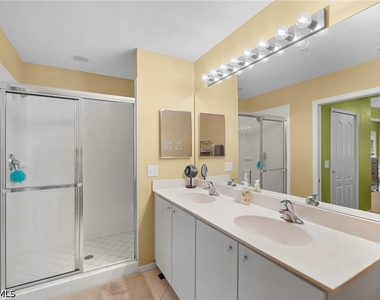 6816 Sterling Greens Place - Photo Thumbnail 8