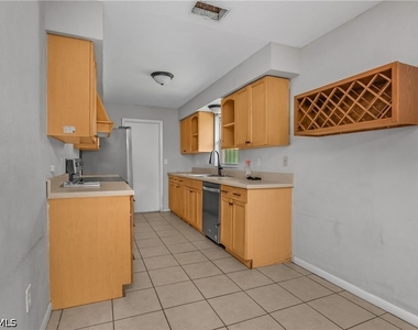 13343 Second Street - Photo Thumbnail 10