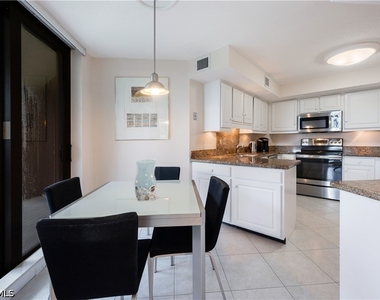 4551 Gulf Shore Boulevard N - Photo Thumbnail 15