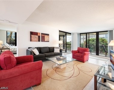 4551 Gulf Shore Boulevard N - Photo Thumbnail 2