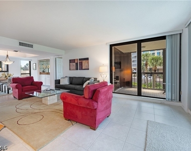 4551 Gulf Shore Boulevard N - Photo Thumbnail 8