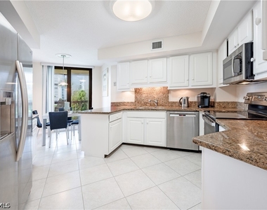 4551 Gulf Shore Boulevard N - Photo Thumbnail 16