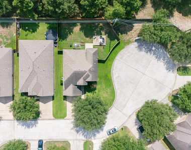 23411 W Pine Ivy Lane - Photo Thumbnail 14