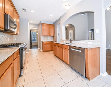 23411 W Pine Ivy Lane - Photo Thumbnail 20