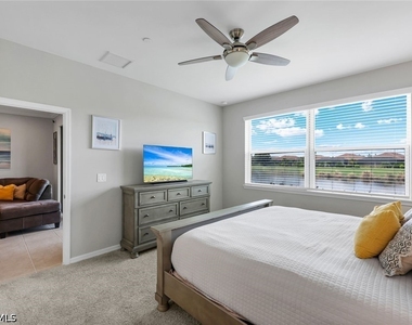 9393 Pocida Court - Photo Thumbnail 10