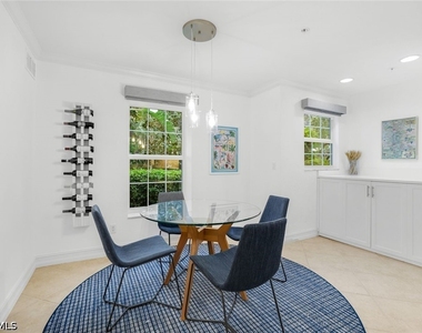 376 3rd Street S - Photo Thumbnail 7