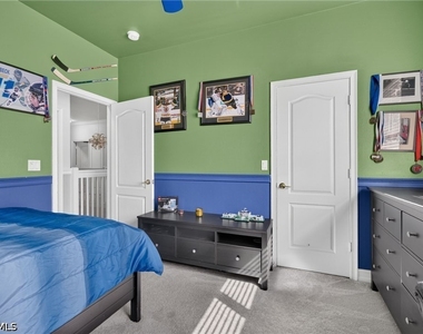 9970 Rookery Circle - Photo Thumbnail 39