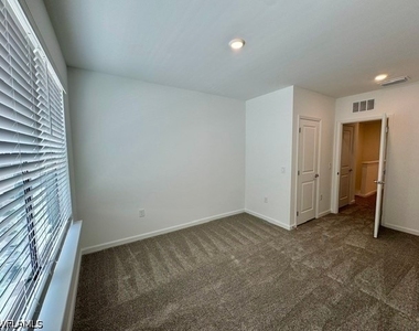 27880 Radiant Court - Photo Thumbnail 14
