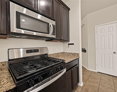 5830 Acacia Rose Court - Photo Thumbnail 13