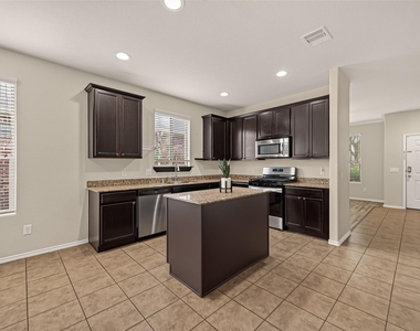 5830 Acacia Rose Court - Photo Thumbnail 18