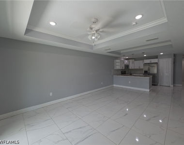 129 Gilbert Avenue S - Photo Thumbnail 11