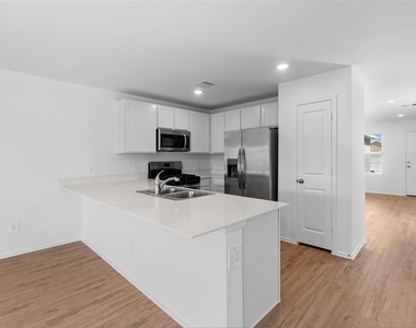 3110 Stotesbery Drive - Photo Thumbnail 5