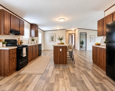 207 Alfred - Photo Thumbnail 3