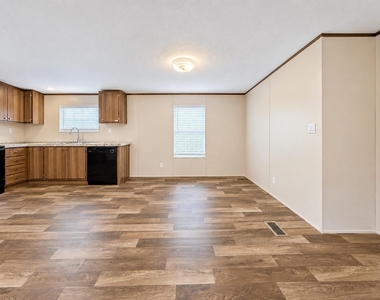 207 Alfred - Photo Thumbnail 4