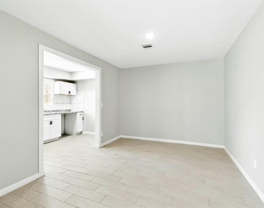 5017 Boicewood Street - Photo Thumbnail 9