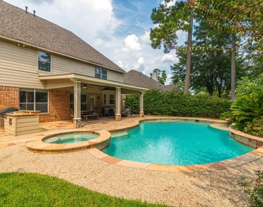 7 Stickley Court - Photo Thumbnail 7