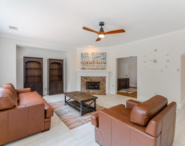 7 Stickley Court - Photo Thumbnail 17