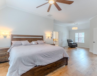 7 Stickley Court - Photo Thumbnail 23