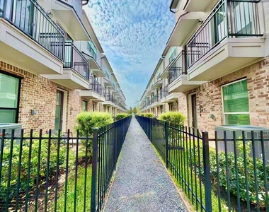 1254 N Post Oak Road - Photo Thumbnail 22