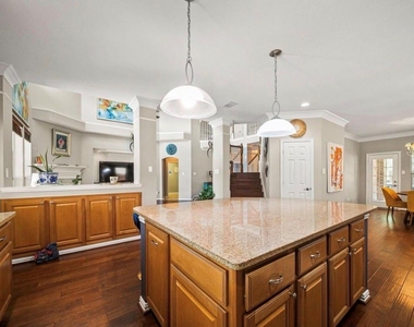 5923 Dillon Creek Lane - Photo Thumbnail 9