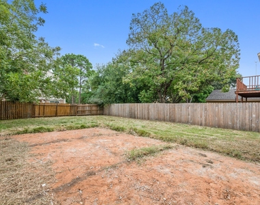 1926 Lantern Lane - Photo Thumbnail 31