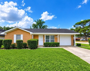 6102 Rietta Street - Photo Thumbnail 12