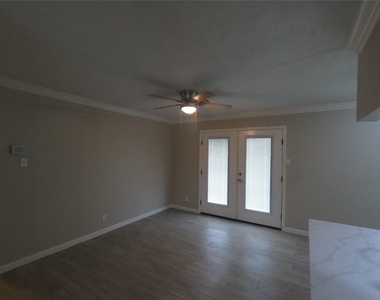 6102 Rietta Street - Photo Thumbnail 1