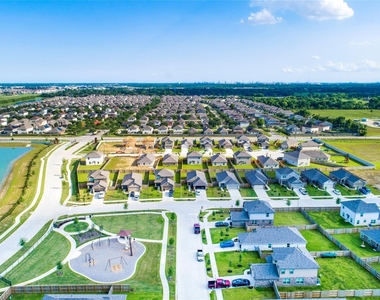 4343 Palmetto Grove Lane - Photo Thumbnail 32