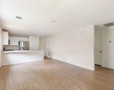 4343 Palmetto Grove Lane - Photo Thumbnail 9