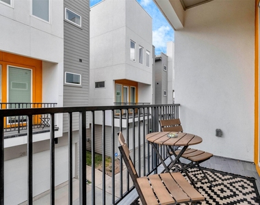 2817 Palm Street - Photo Thumbnail 16