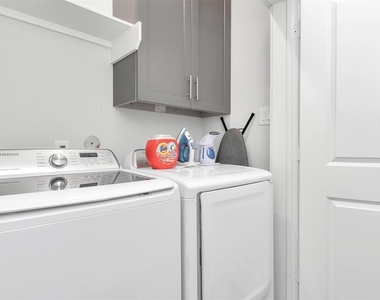 2817 Palm Street - Photo Thumbnail 12