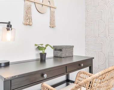 2817 Palm Street - Photo Thumbnail 19