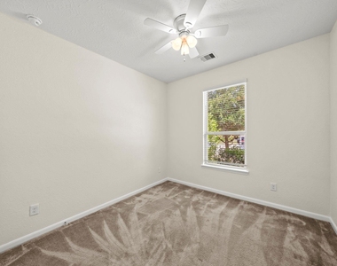 8908 Bear Mountain Court - Photo Thumbnail 15