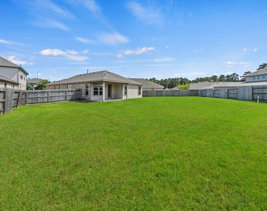 8908 Bear Mountain Court - Photo Thumbnail 19