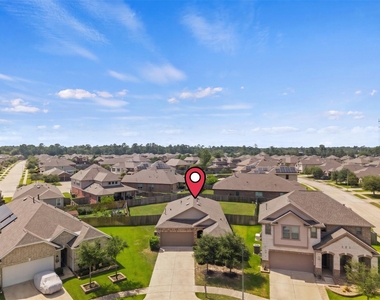 8908 Bear Mountain Court - Photo Thumbnail 24