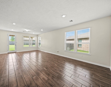 8908 Bear Mountain Court - Photo Thumbnail 2