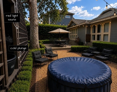 1524 Columbia Street - Photo Thumbnail 15