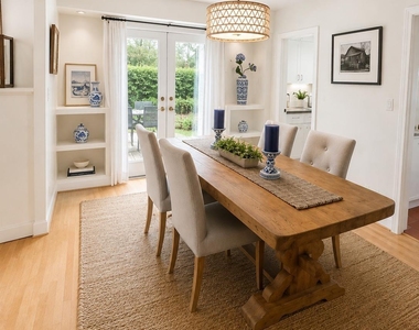 1524 Columbia Street - Photo Thumbnail 4