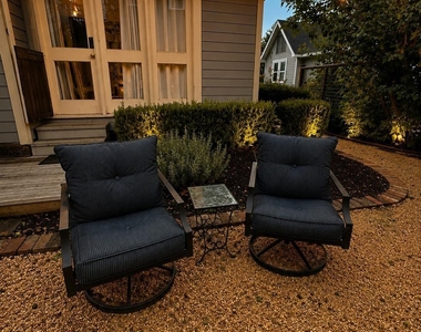 1524 Columbia Street - Photo Thumbnail 18