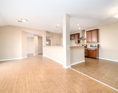 19739 Eagle Canyon Way - Photo Thumbnail 6