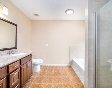 19739 Eagle Canyon Way - Photo Thumbnail 15