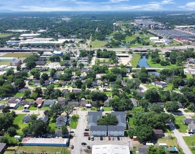 500 W Pitts Avenue - Photo Thumbnail 21