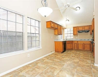 21623 Park York Drive - Photo Thumbnail 8