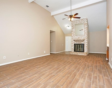 21623 Park York Drive - Photo Thumbnail 3