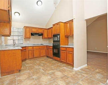 21623 Park York Drive - Photo Thumbnail 9