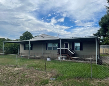 16222 Duffton Street - Photo Thumbnail 1