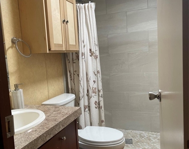 16222 Duffton Street - Photo Thumbnail 7